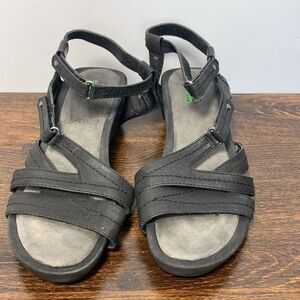 Beartraps, Belina 2” heel sandal size 8 1/2